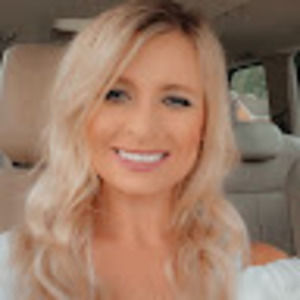 Meet your Posher, Candice